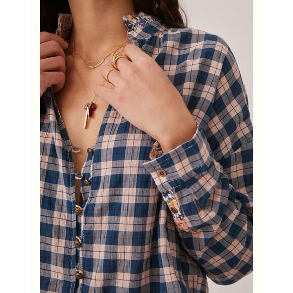 Pilcro Anthropologie Plaid Buttondown Shirt (Size M) Tavi Floral Ruffle Collar - Picture 8 of 13